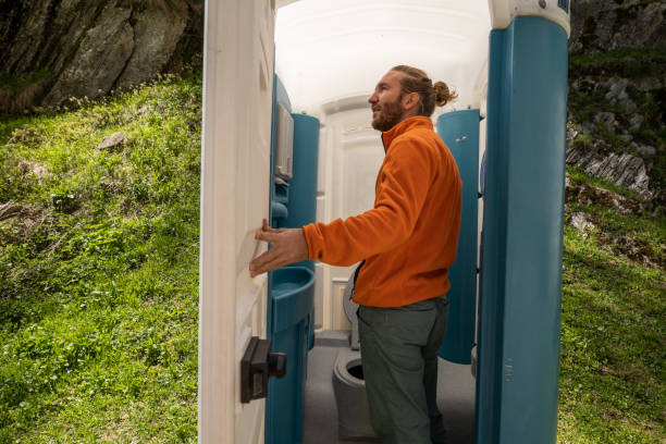 Best Porta potty rental near me  in Burlington, IA